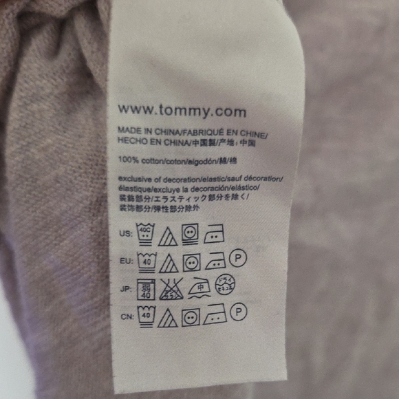 Tommy Hilfiger Light Gray Sweater - Picture 4 of 4